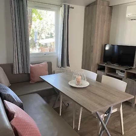 Mobilhome 'sandra ' Lagorce (Ardeche)