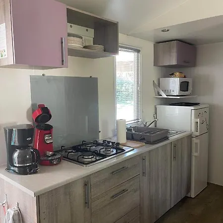 Mobilhome 'sandra ' 营地