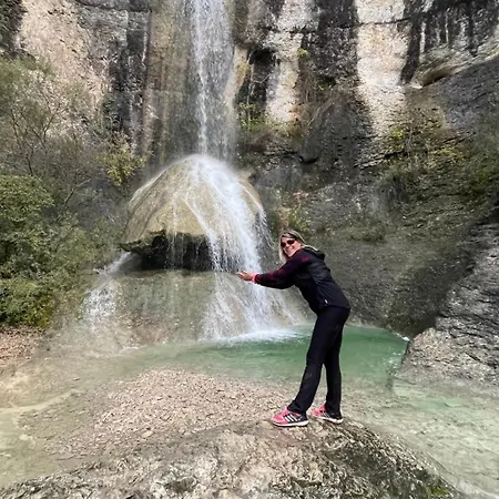 Mobilhome 'sandra ' Lagorce (Ardeche)